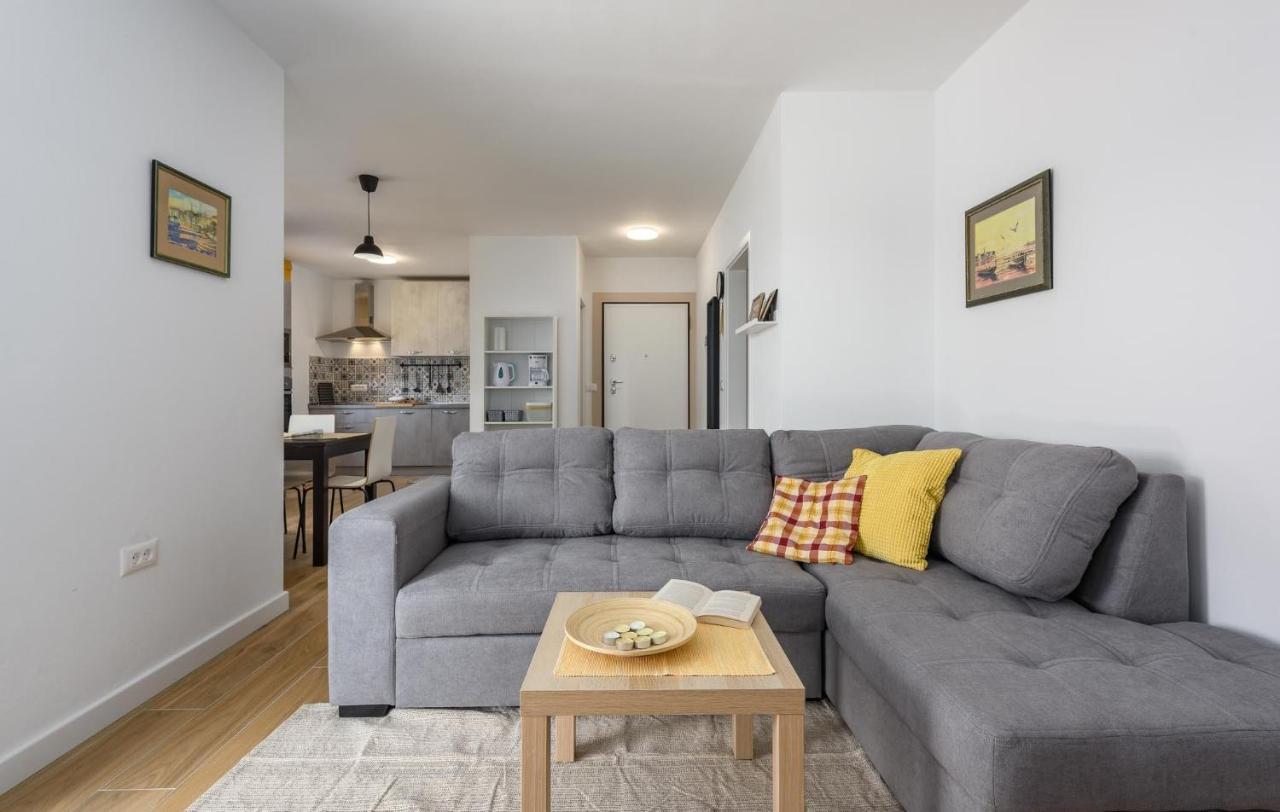 Apartmani Lucija Poreč Exterior foto