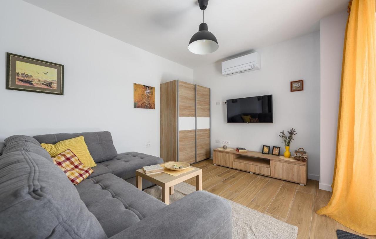Apartmani Lucija Poreč Exterior foto