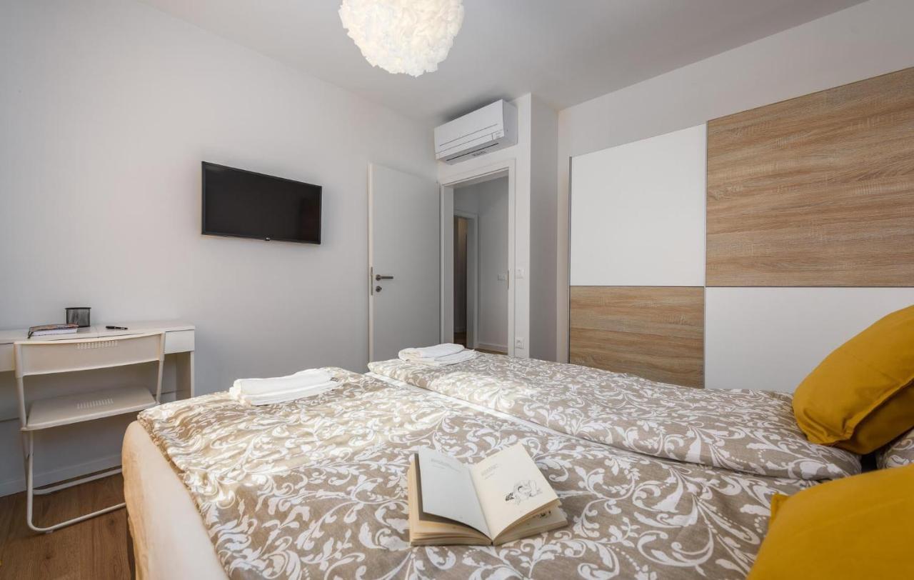 Apartmani Lucija Poreč Exterior foto