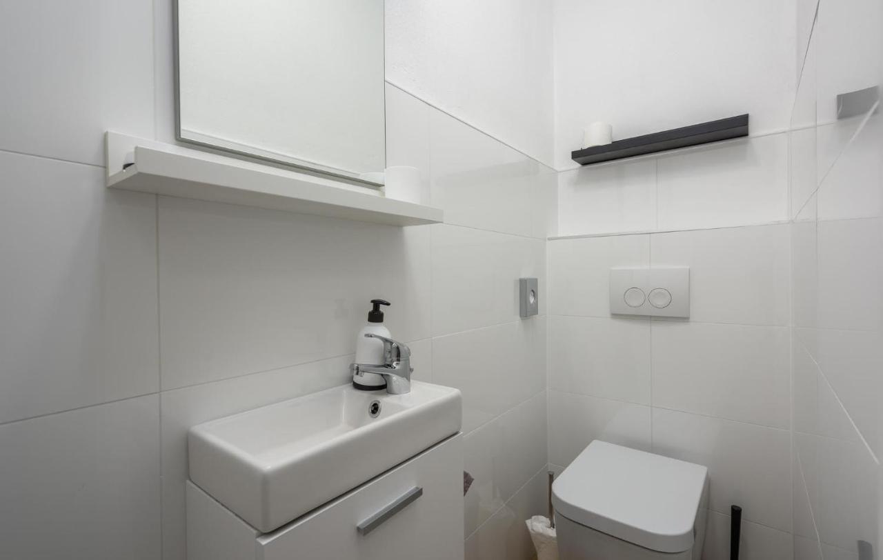 Apartmani Lucija Poreč Exterior foto