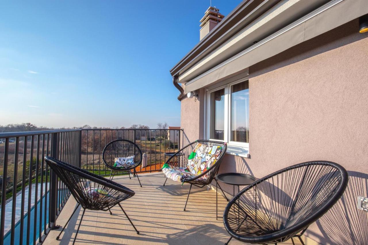 Apartmani Lucija Poreč Exterior foto